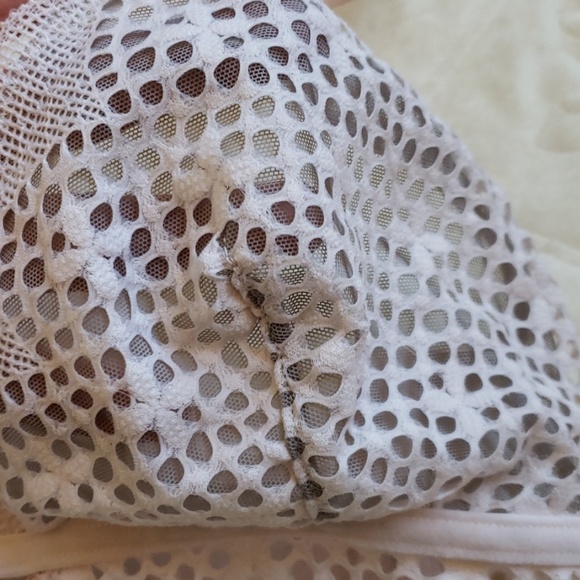 Victoria's secret bralette - Picture 3 of 4